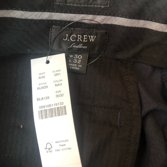NWT J Crew Ludlow slim fit Irish linen blend navy blue pant 30w/32L - Picture 2 of 9
